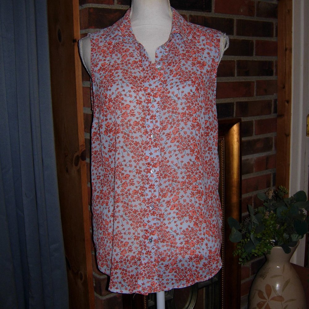 Floral Sleeveless Button Front Top 8